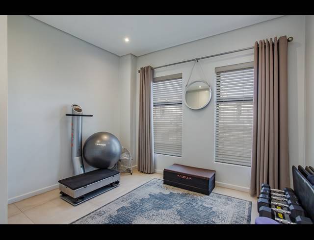 3 BEDROOM FREEHOLD FOR SALE IN KLEINE PARYS 2